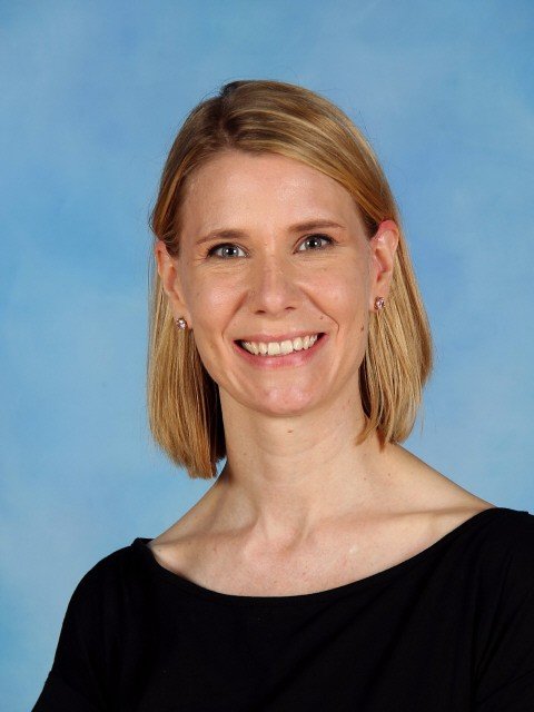 Dr. Sara Fenske