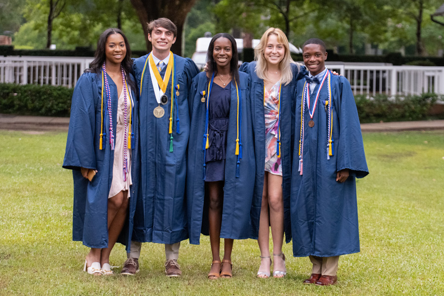 Portrait of Highschool Graduates of Episcopal School of Baton Rouge