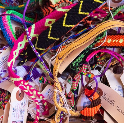 Pulsera Project items