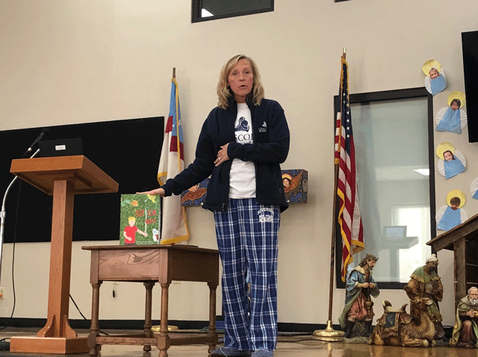 Dr. Elizabeth Lewis speaks to students.
