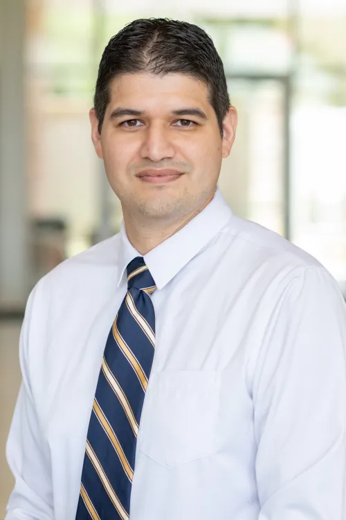 Robert Hernandez