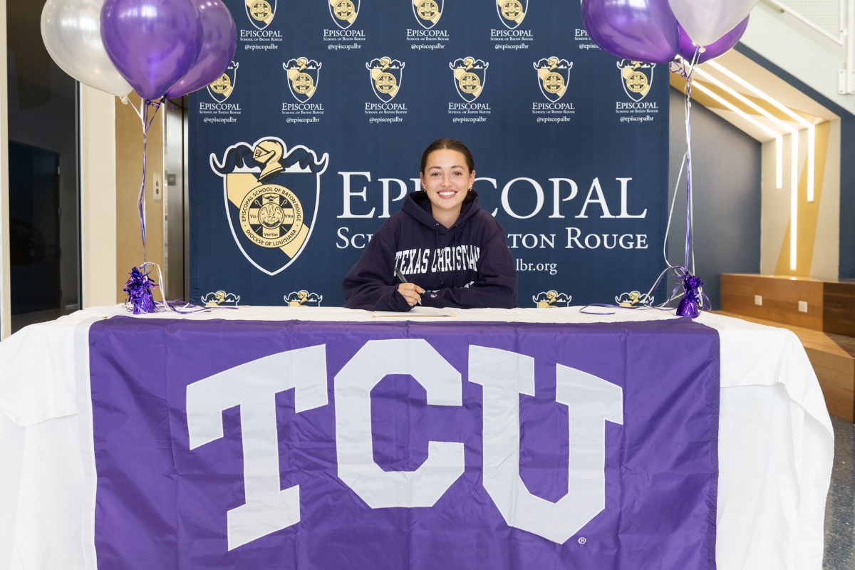 Sarah Bonnecaze Signs with TCU