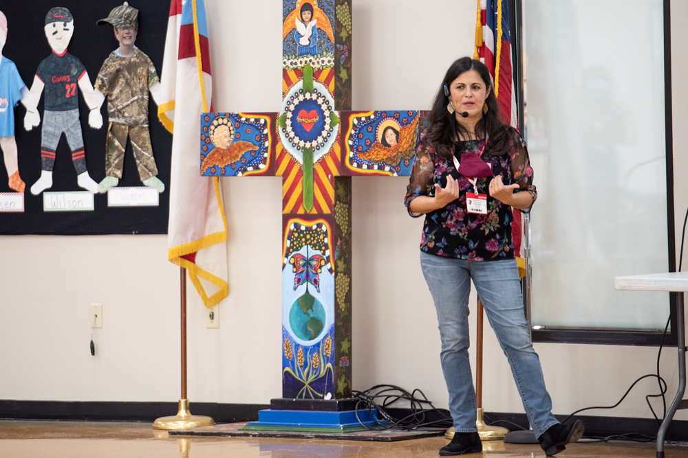 Author Alda Dobbs Shares Book Inspiration with Episcopal Students