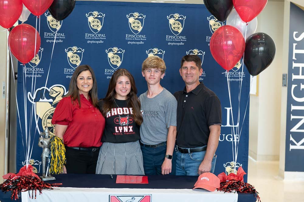 Pulliam at signing with family