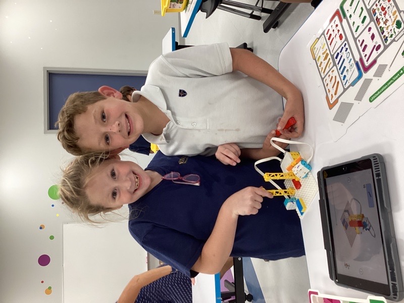 Students in Lego Club