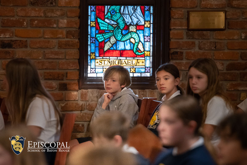 Middle School students in Chapel
