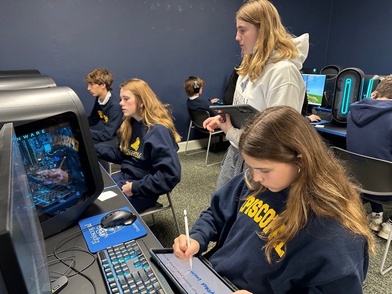 Minecraft Challenge in Computer Lab