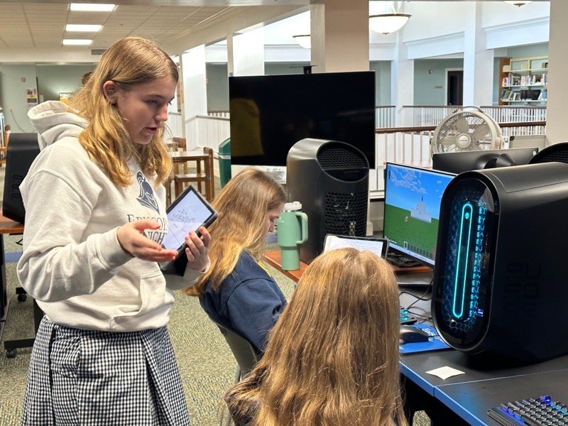 Minecraft Challenge in Computer Lab