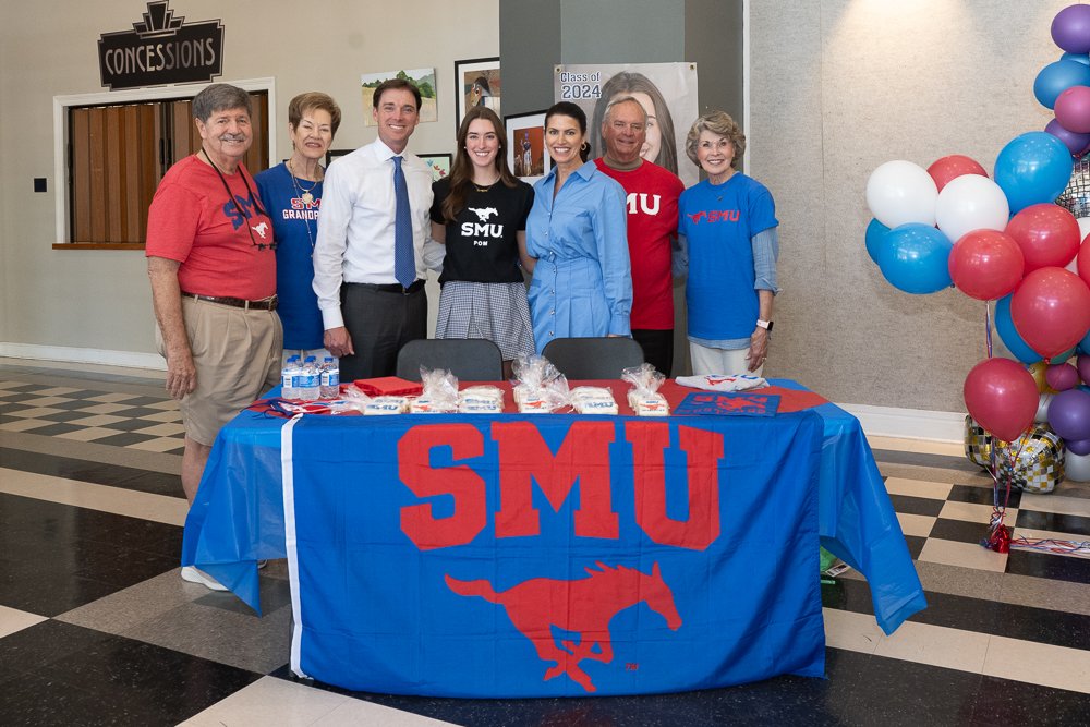 Kirkpatrick family at signing day