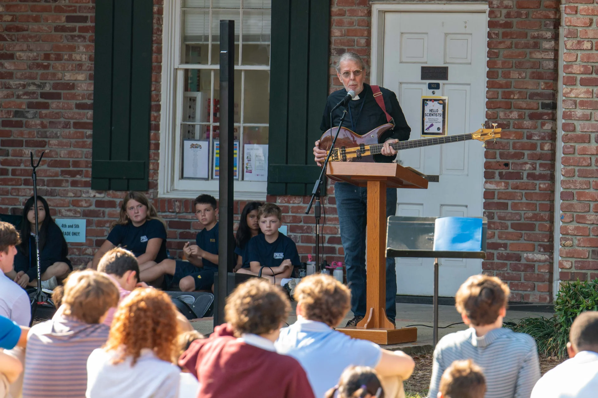 Episcopal Community Celebrates Peace Day
