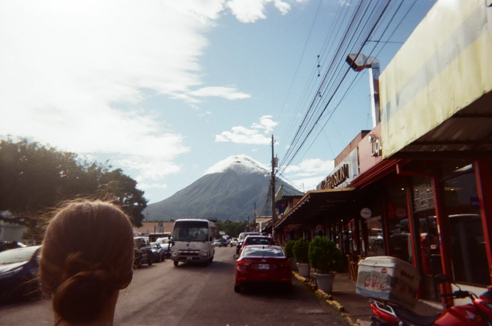 Exploring With Intention: Episcopal Students Discover New Cultures and Ideas in Costa Rica