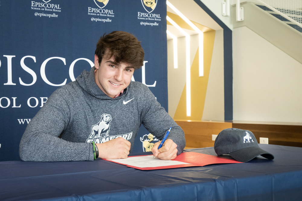 Thomas D'Armond signs with Samford University
